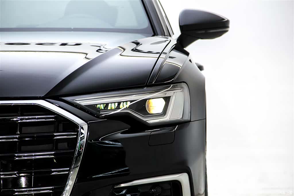 Audi A6L, 2025 10