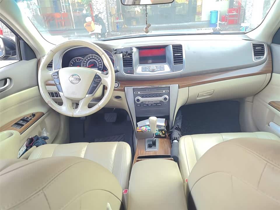Nissan Teana