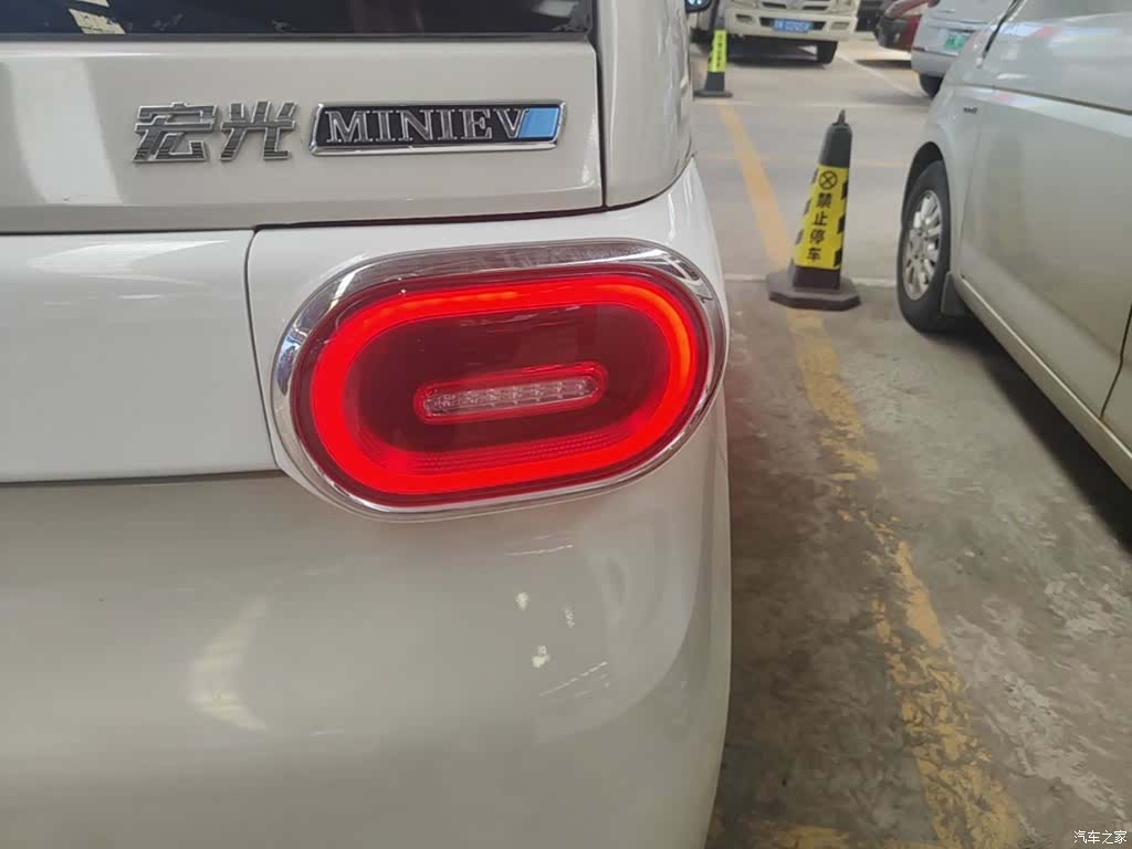 Wuling MINIEV, 2024 8