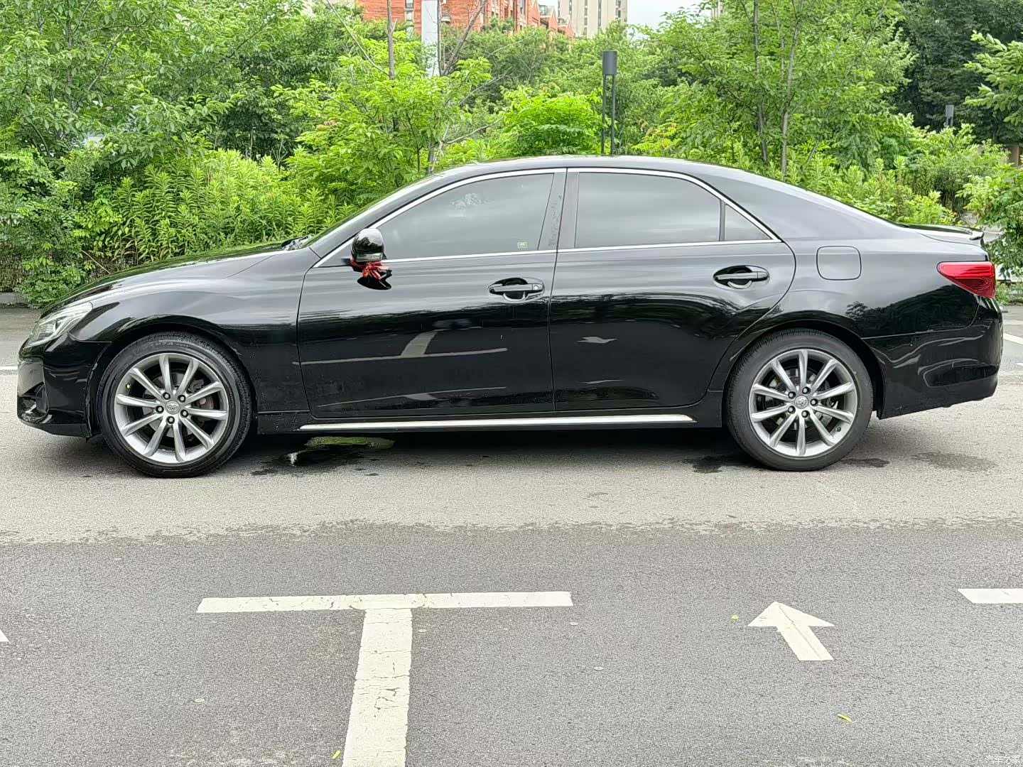 Toyota 2.5V, 2014 7