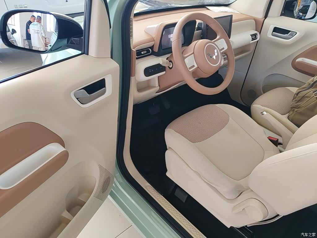 Wuling MINIEV, 2024 16