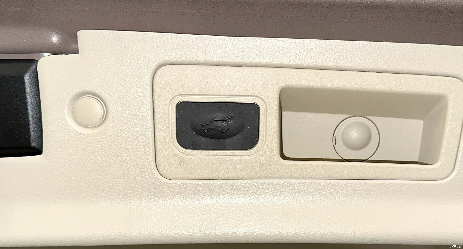 Buick GL8, 2016 11