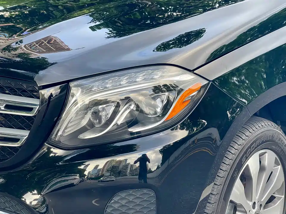 Mercedes-Benz GLS Mercedes-Benz GLS