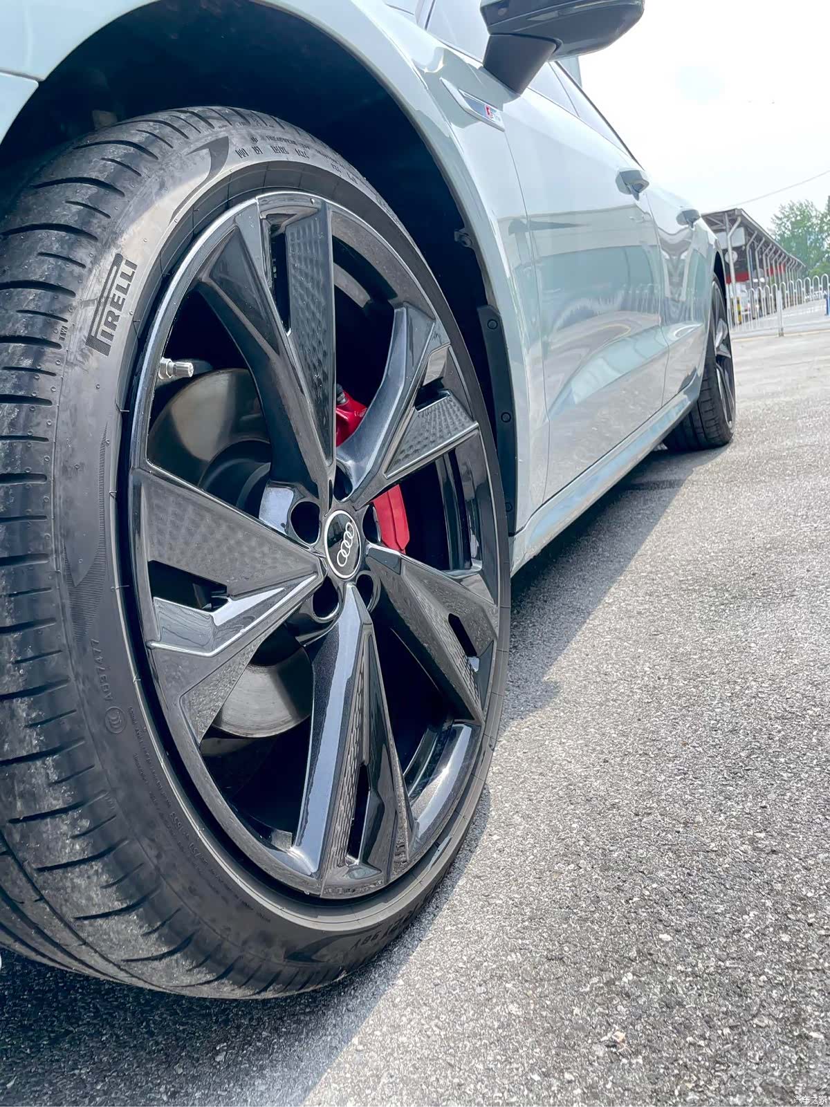 Audi A7L, 2024 14