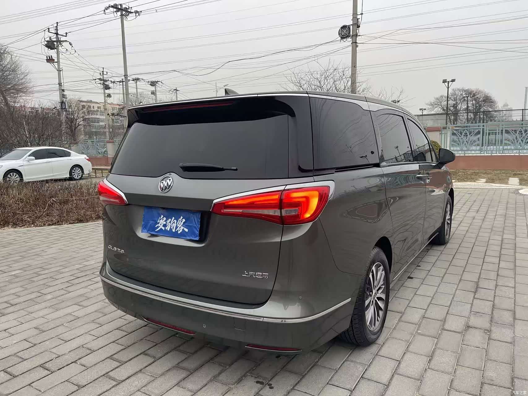 Buick GL8, 2017 8