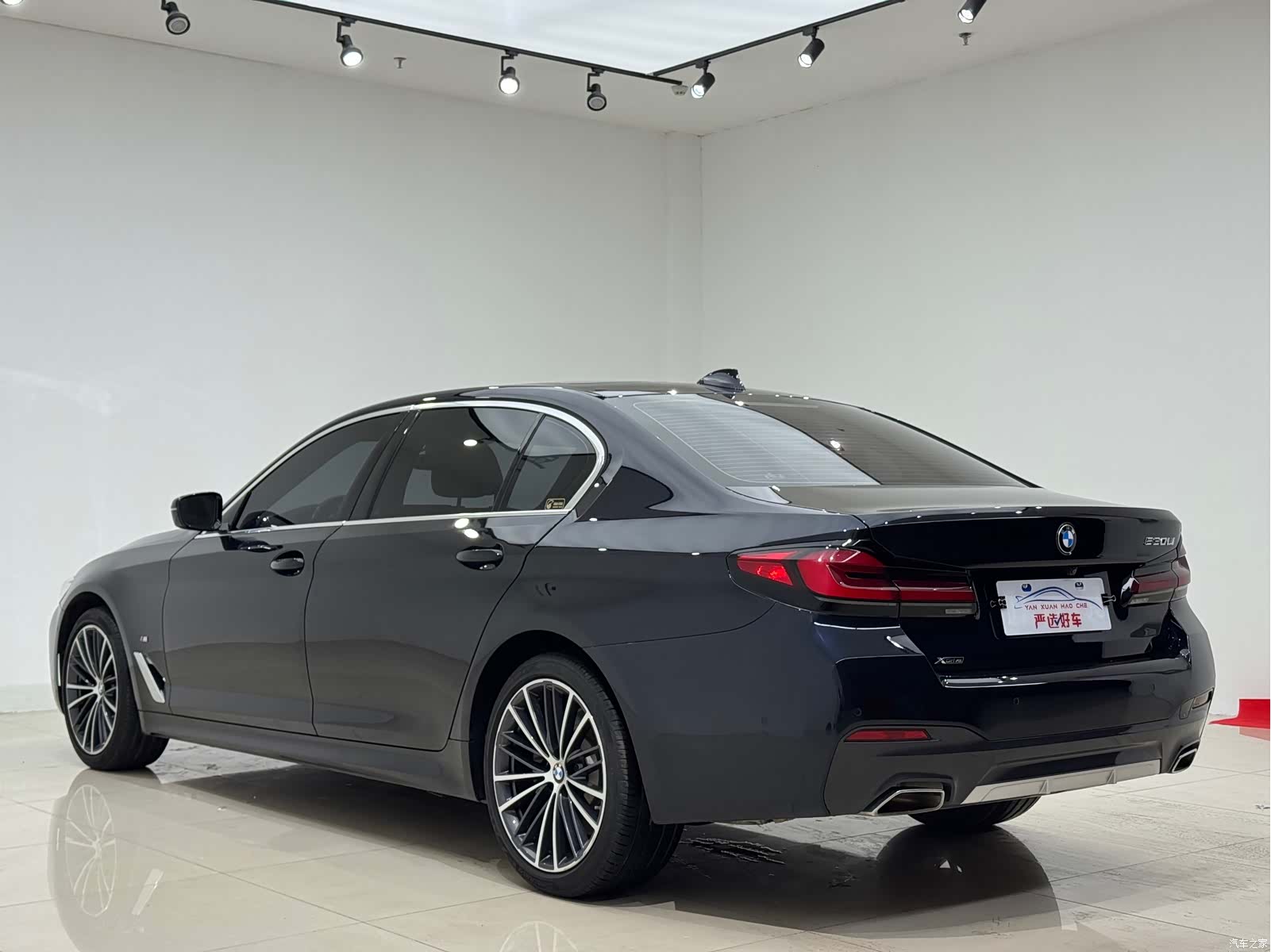 BMW 5 Series, 2022 4
