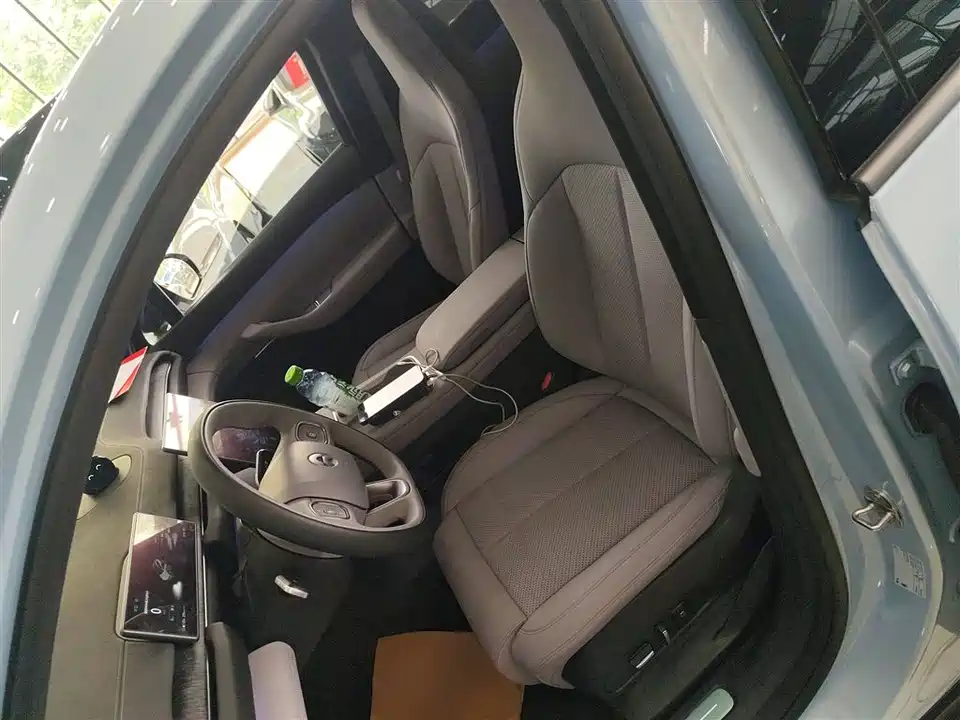 NIO EC6