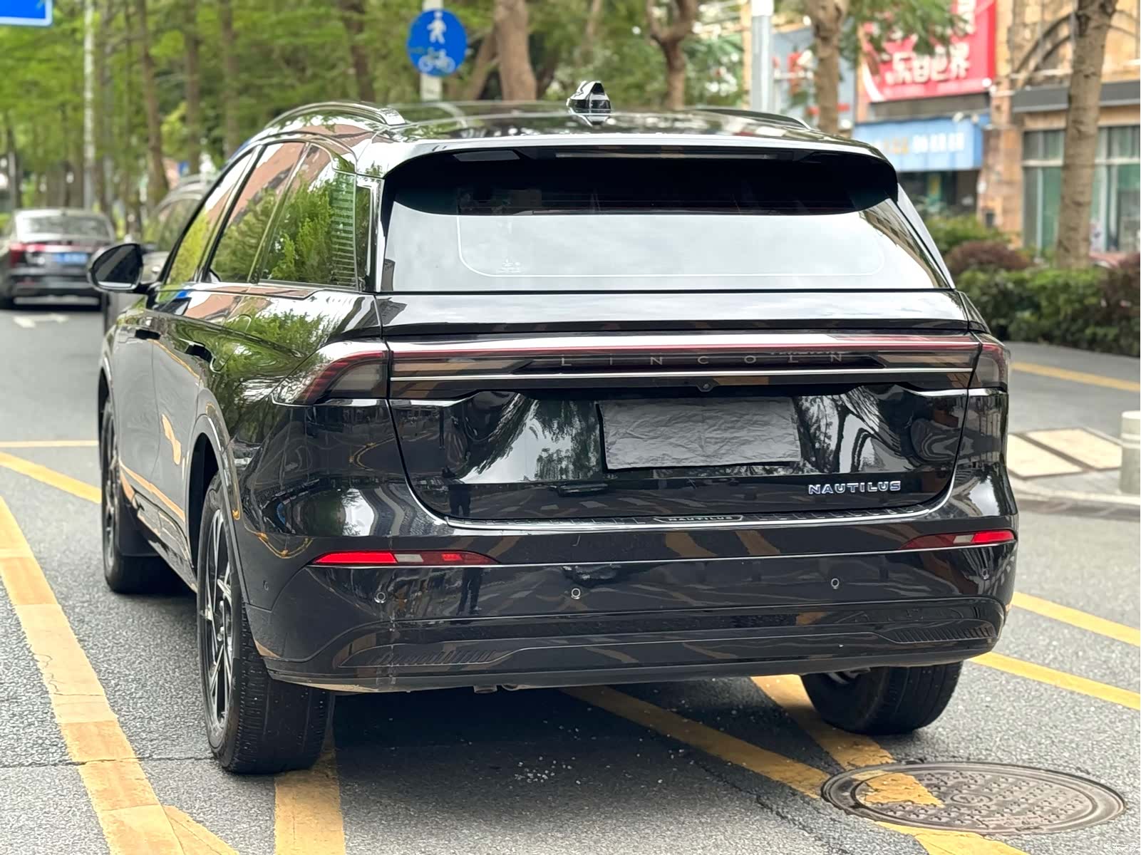 Lincoln Nautilus, 2023 18