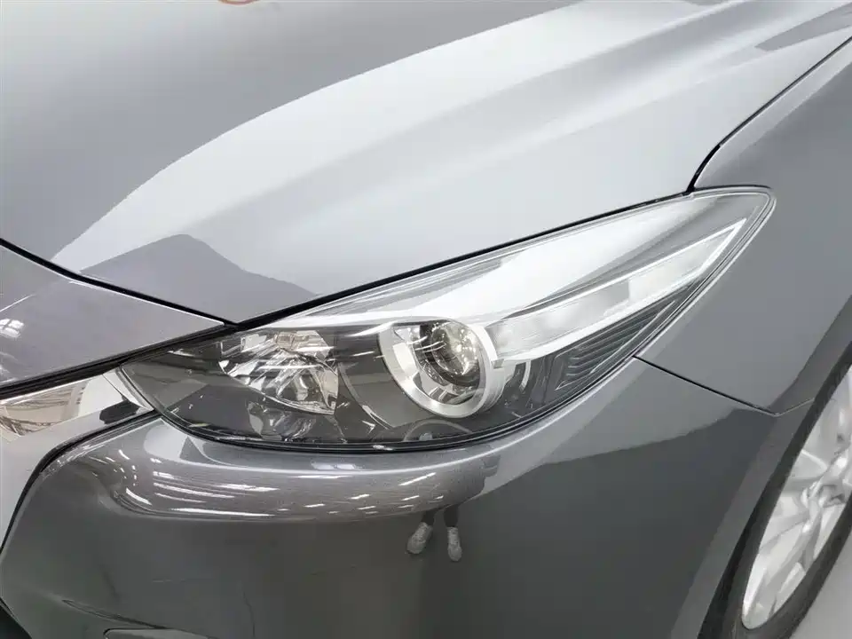 Mazda 3 Angkesaila