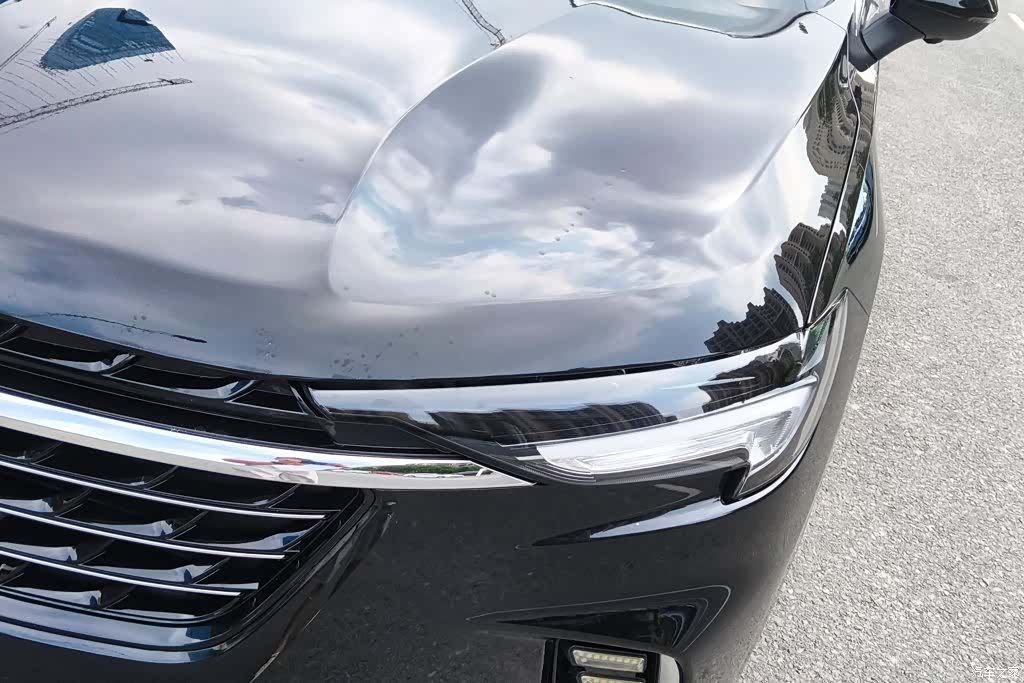Buick Envision Plus, 2024 все фото