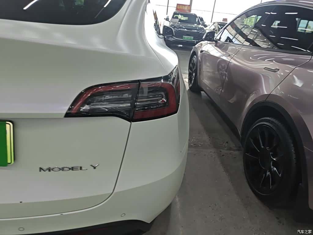 Tesla Model Y, 2022 8