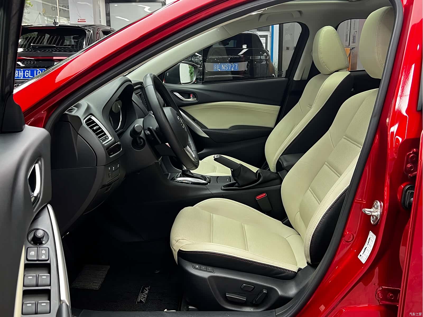 Mazda Atenza, 2015 12