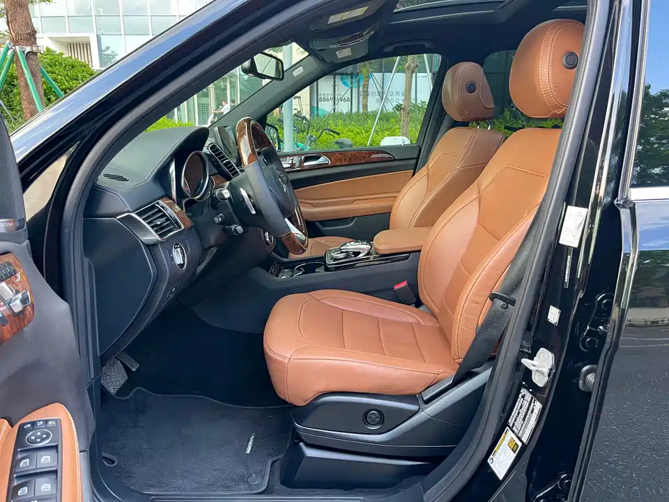 Mercedes-Benz GLS Mercedes-Benz GLS