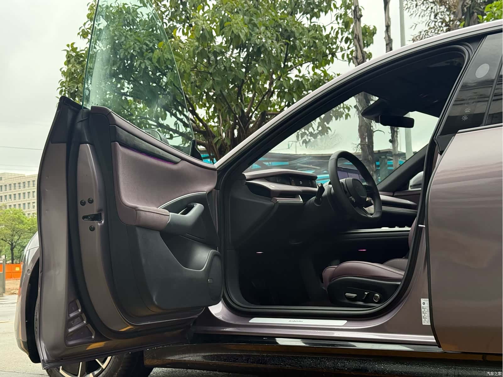 Xiaomi SU7, 2025 11