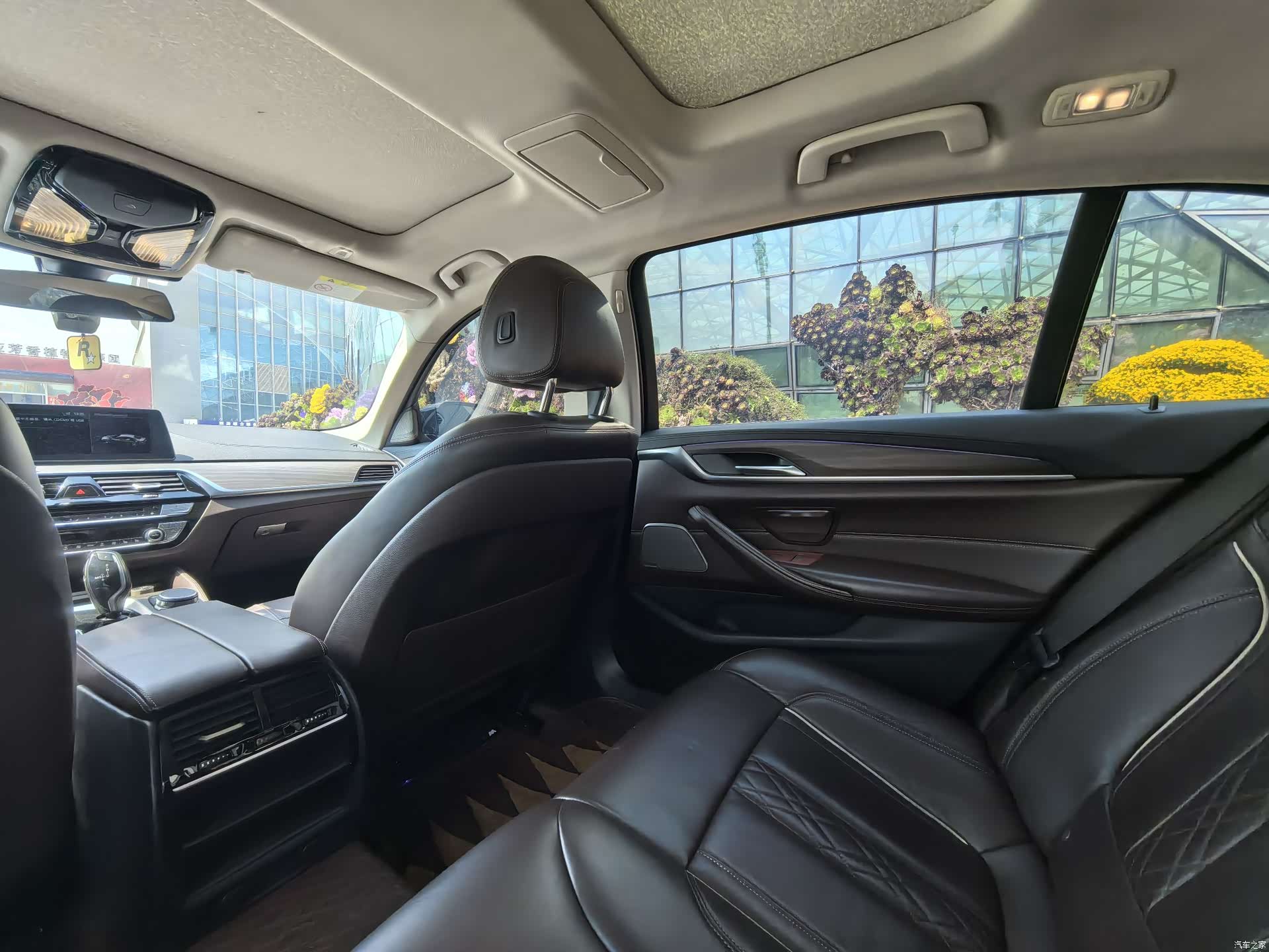 BMW 5 Series, 2018 6
