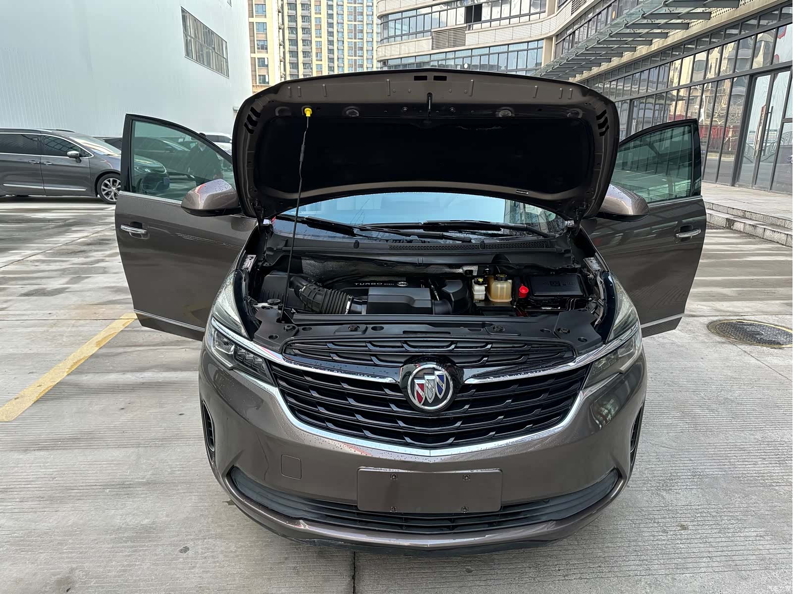 Buick GL8, 2020 7