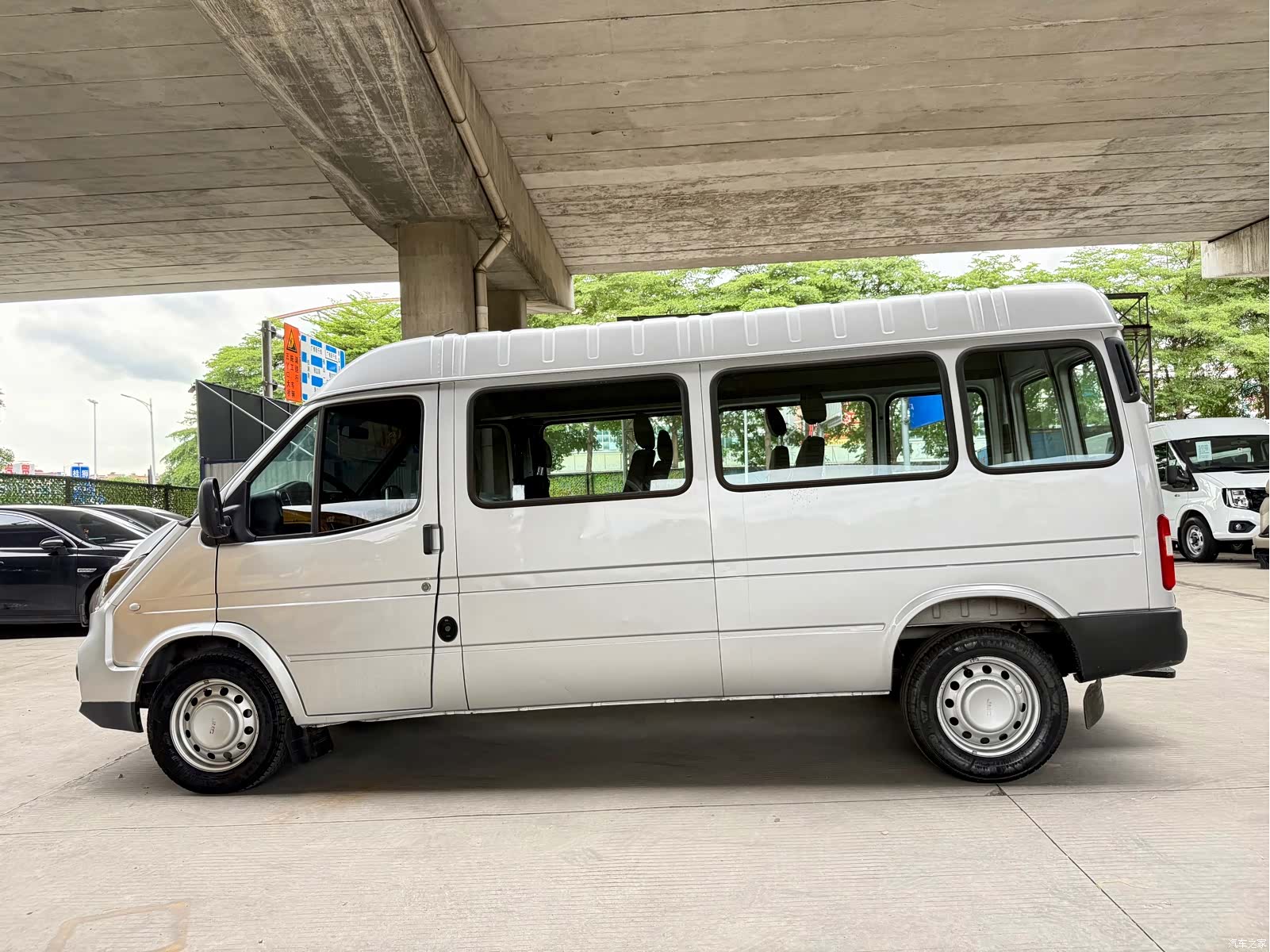JMC JX493, 2022 8