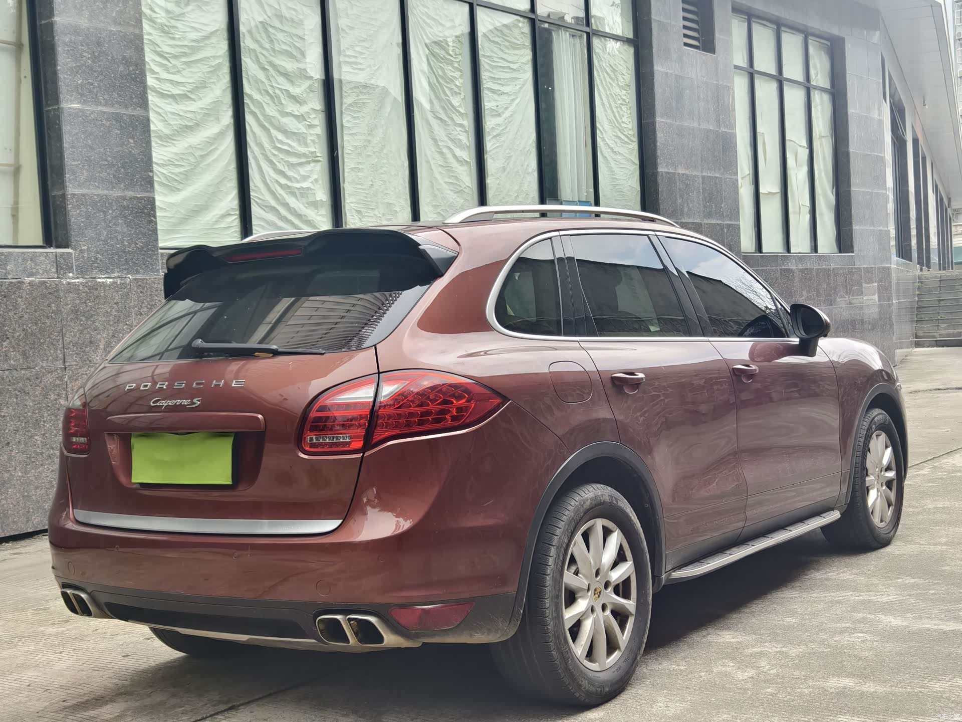 Porsche Cayenne, 2012 9