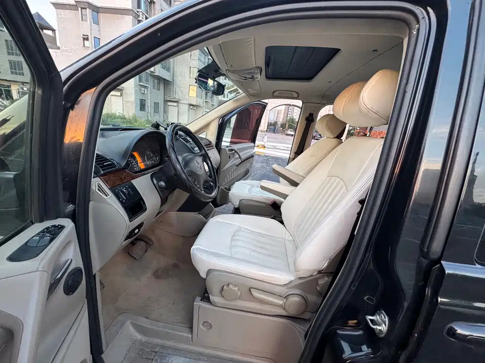 Mercedes-Benz Viano