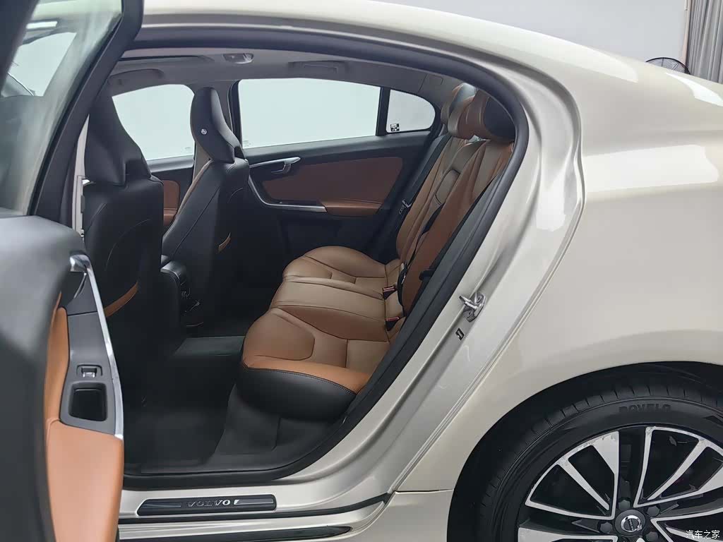 Volvo S60, 2018 15