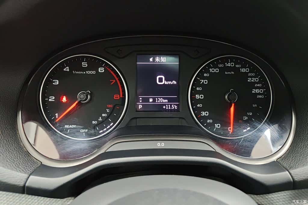 Audi Q2L, 2021 14
