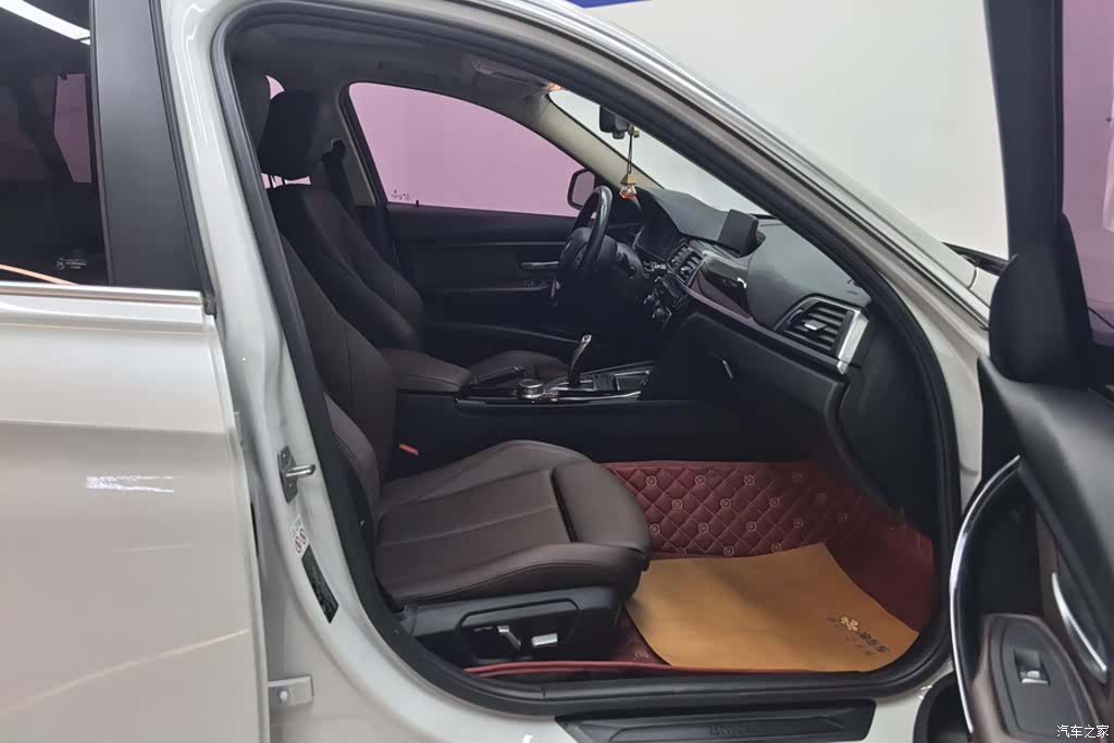 BMW 3 Series, 2019 8