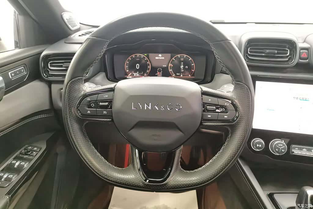 Lynk & Co 02, 2022 15