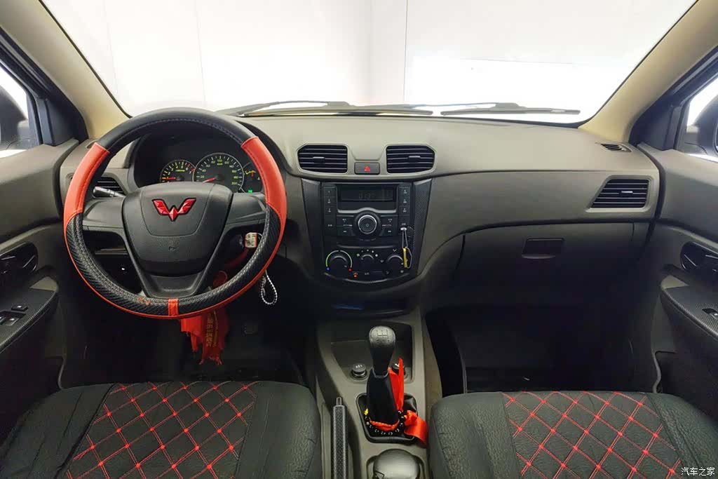 Wuling Hongguang, 2023 12