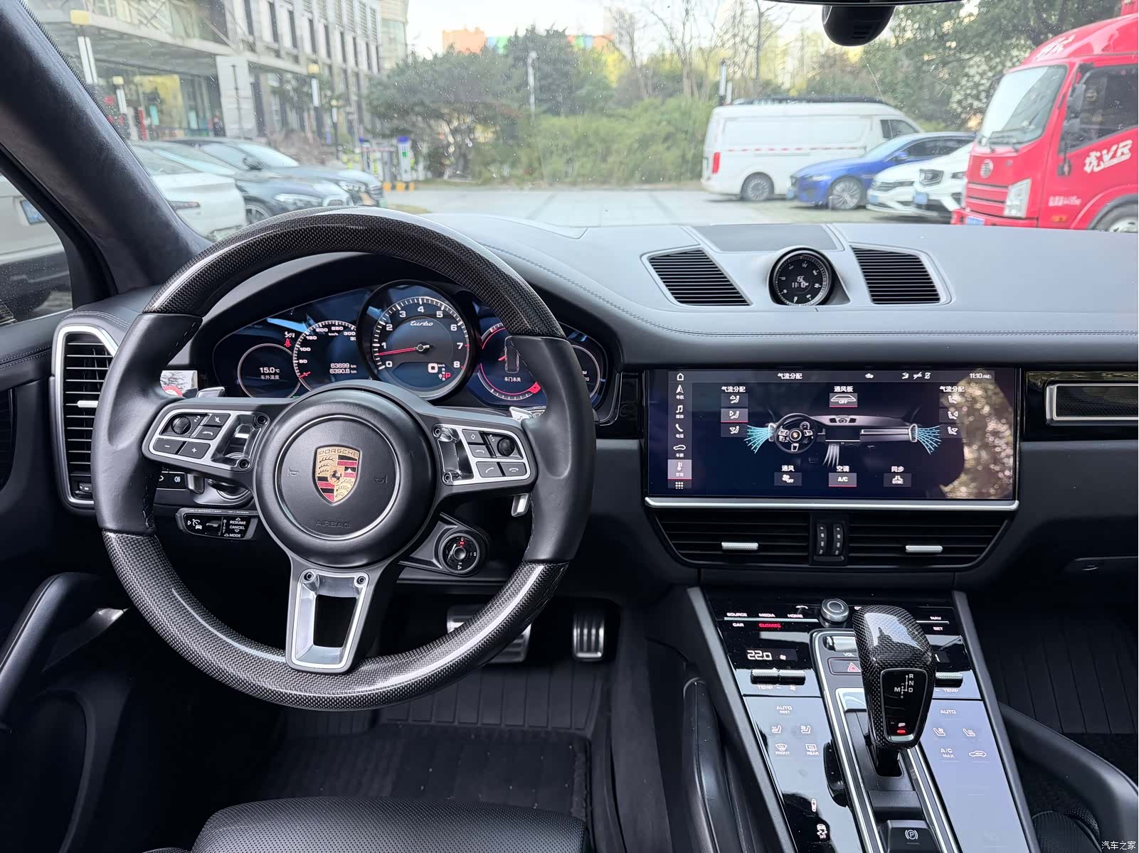 Porsche Cayenne, 2020 все фото