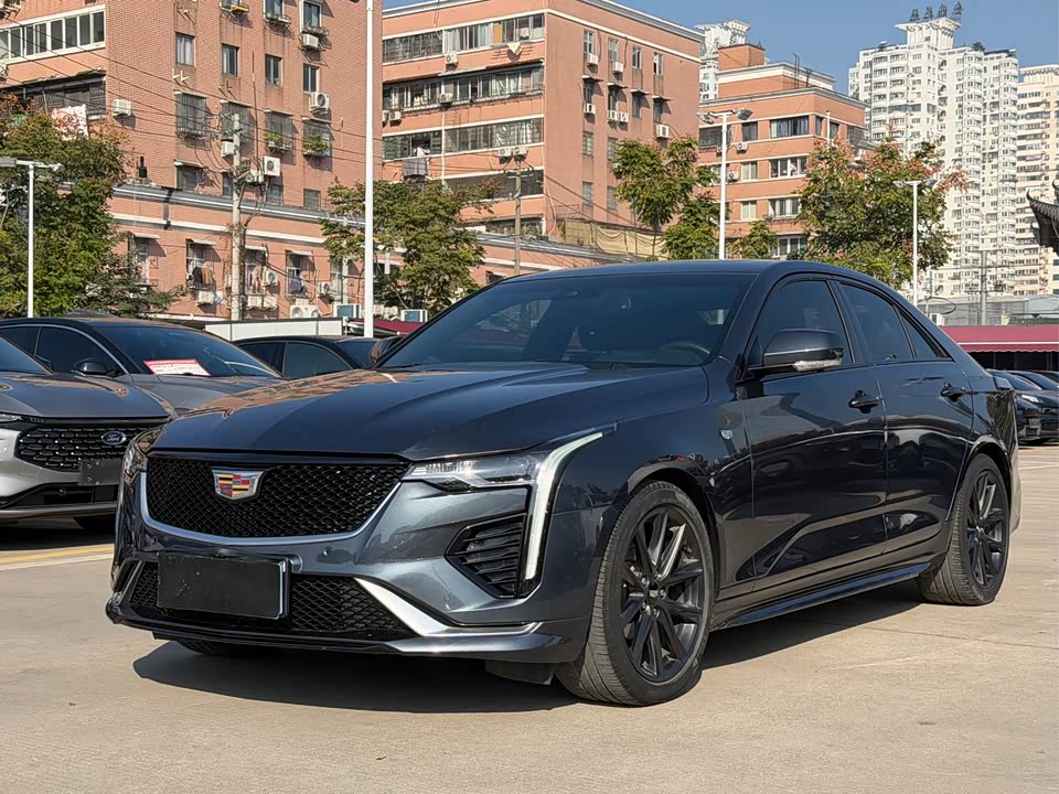Cadillac CT4