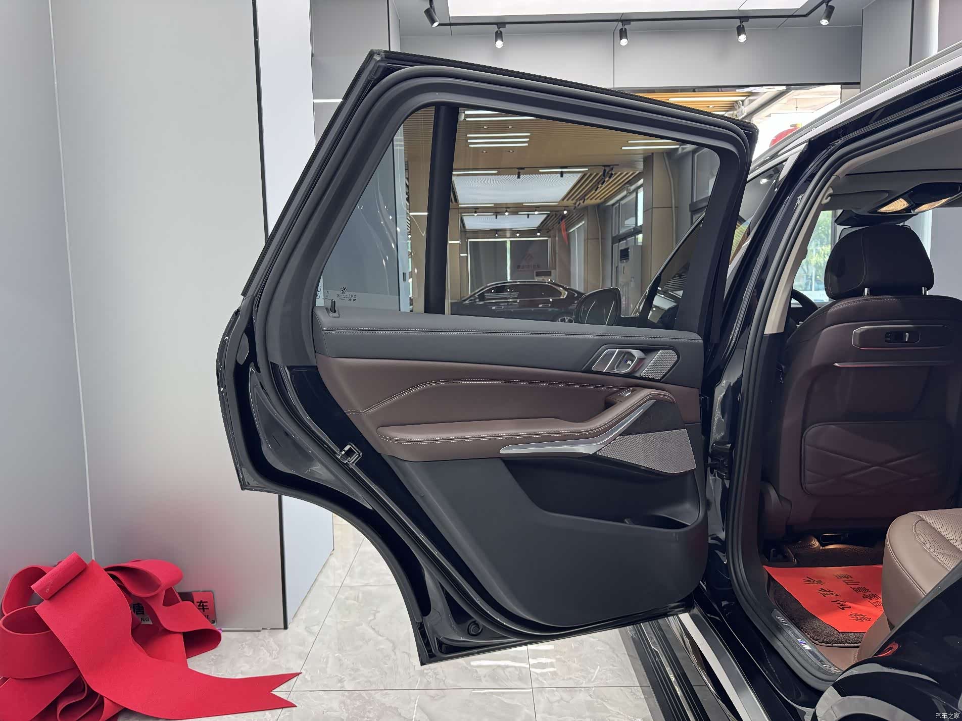 BMW X5, 2024 25