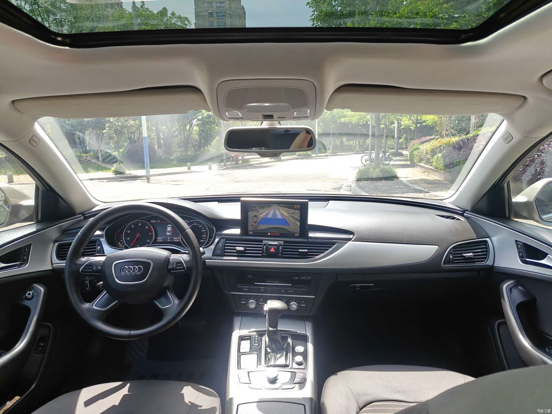 Audi A6L, 2014 все фото