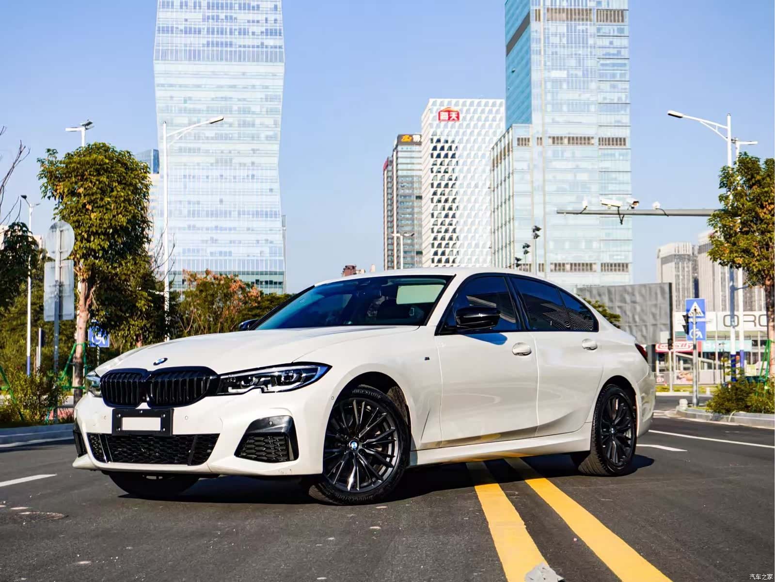 BMW 3 Series, 2021 1