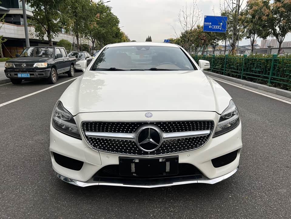 Mercedes-Benz CLS