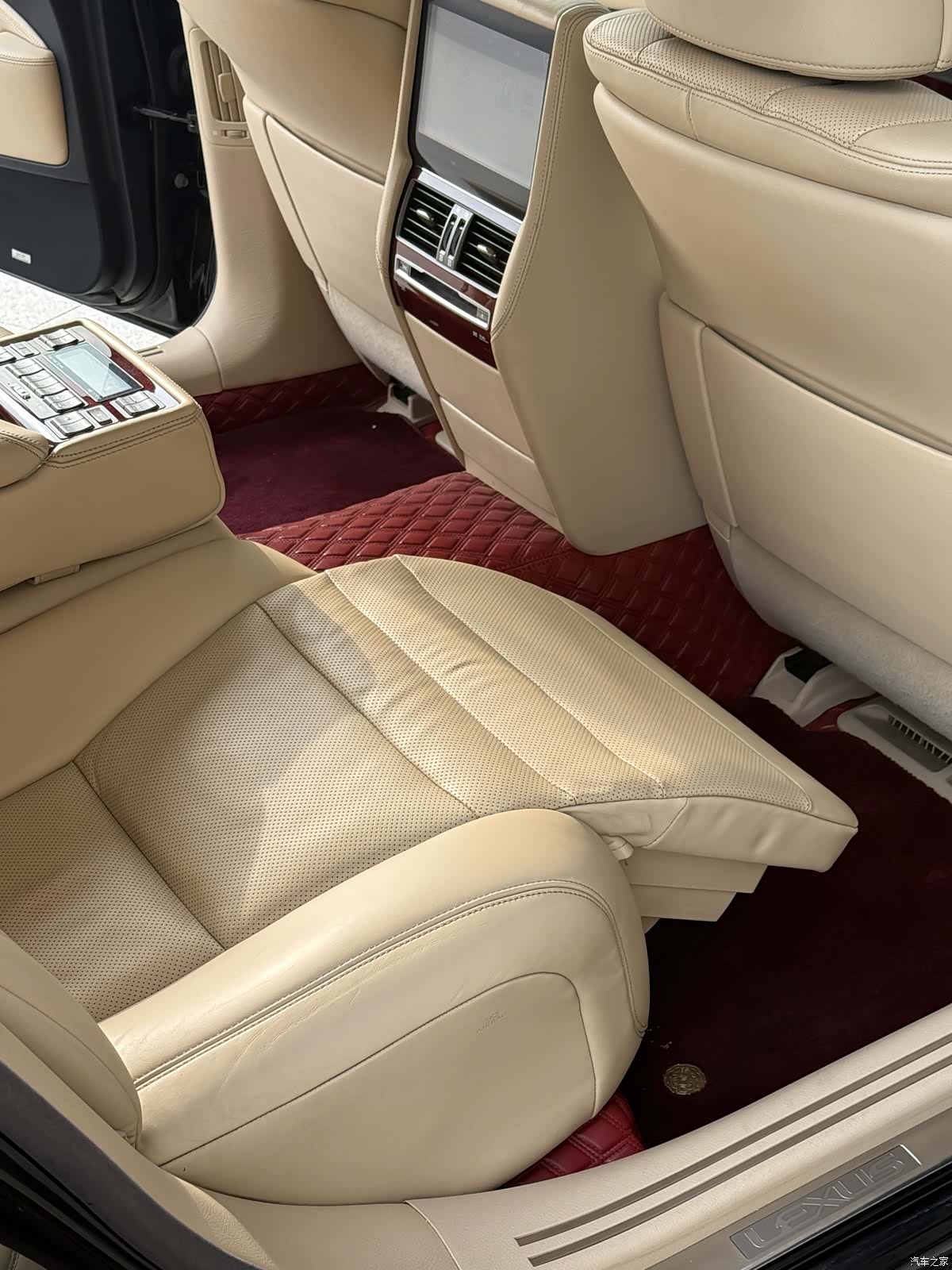 Lexus LS, 2012 25