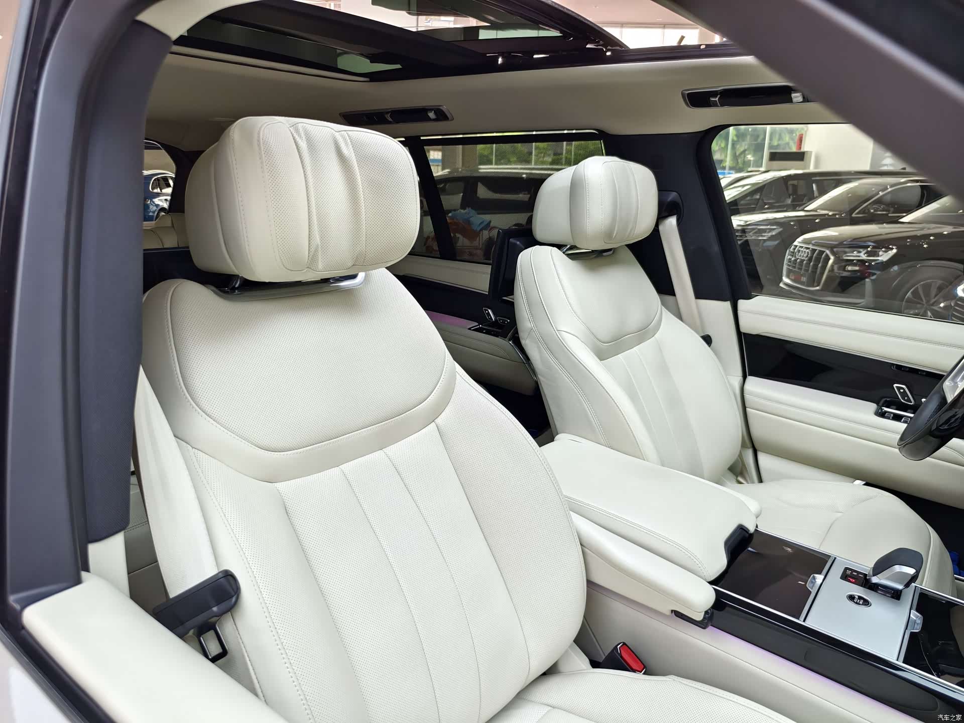 Land Rover Range Rover, 2024 18