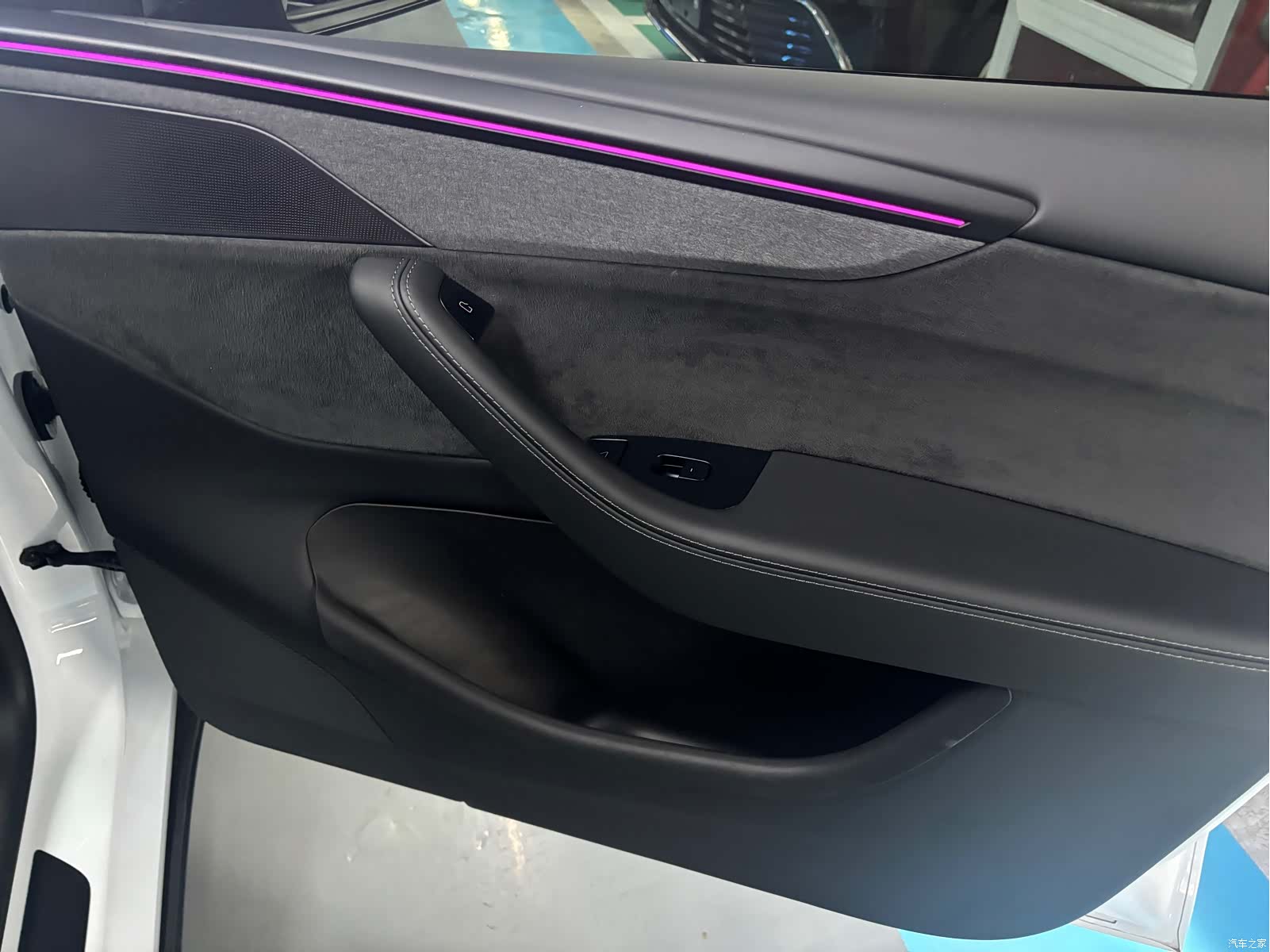 Tesla Model Y, 2025 10