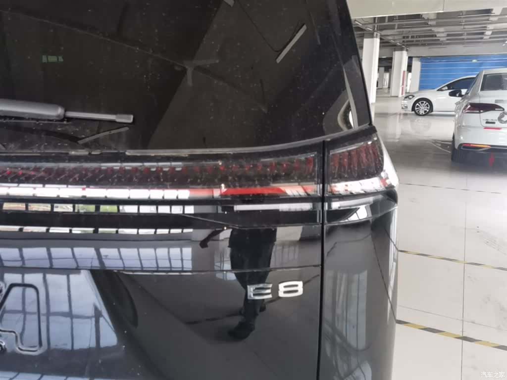Trumpchi E8, 2025 8