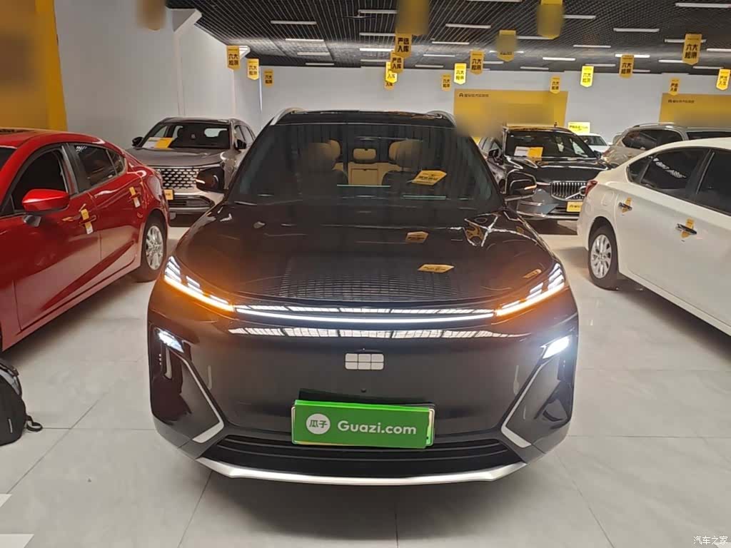 Geely 7, 2025 3