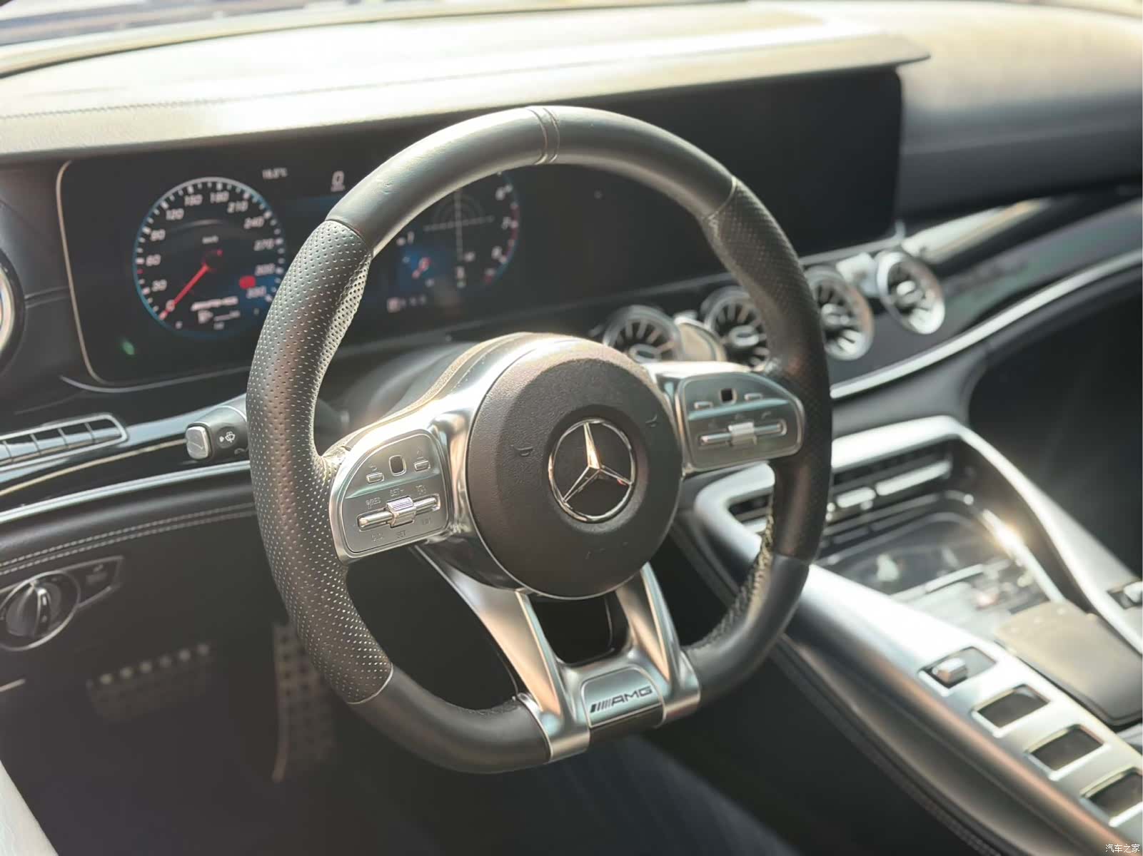 MG AMG, 2019 14