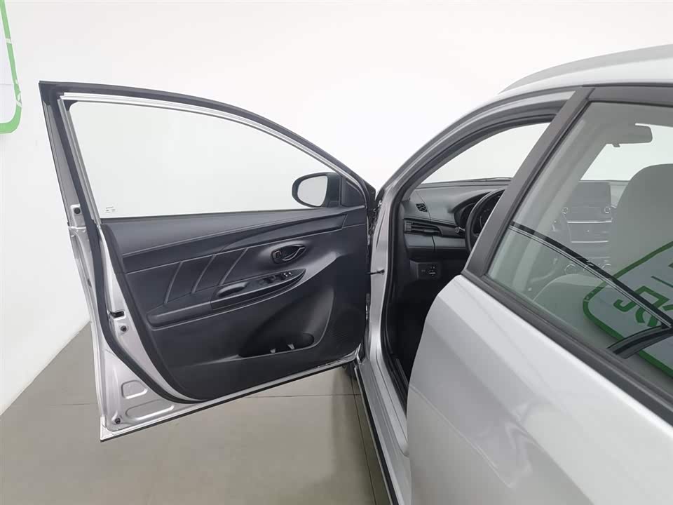 Toyota YARiS L Zhixuan