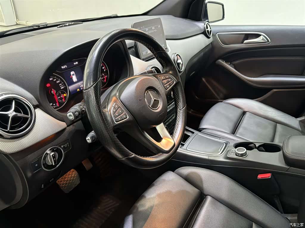 Mercedes-Benz B-Class, 2018 13