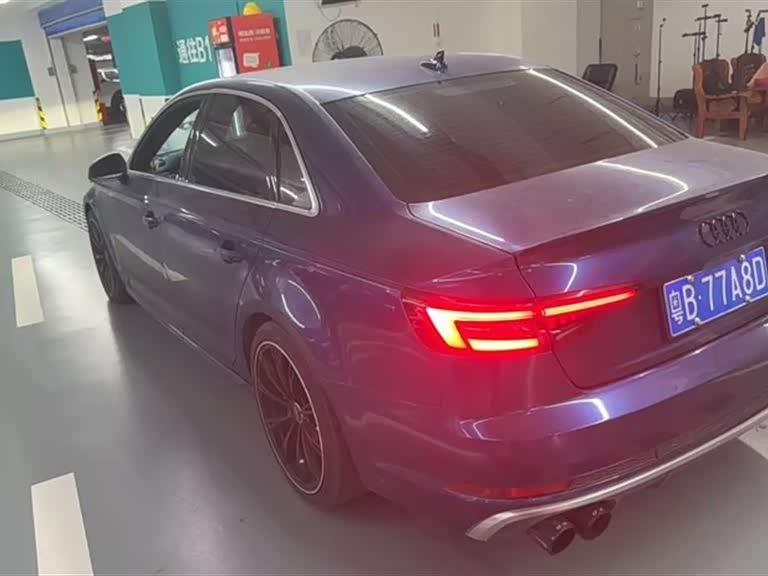 Audi S4 Audi S4