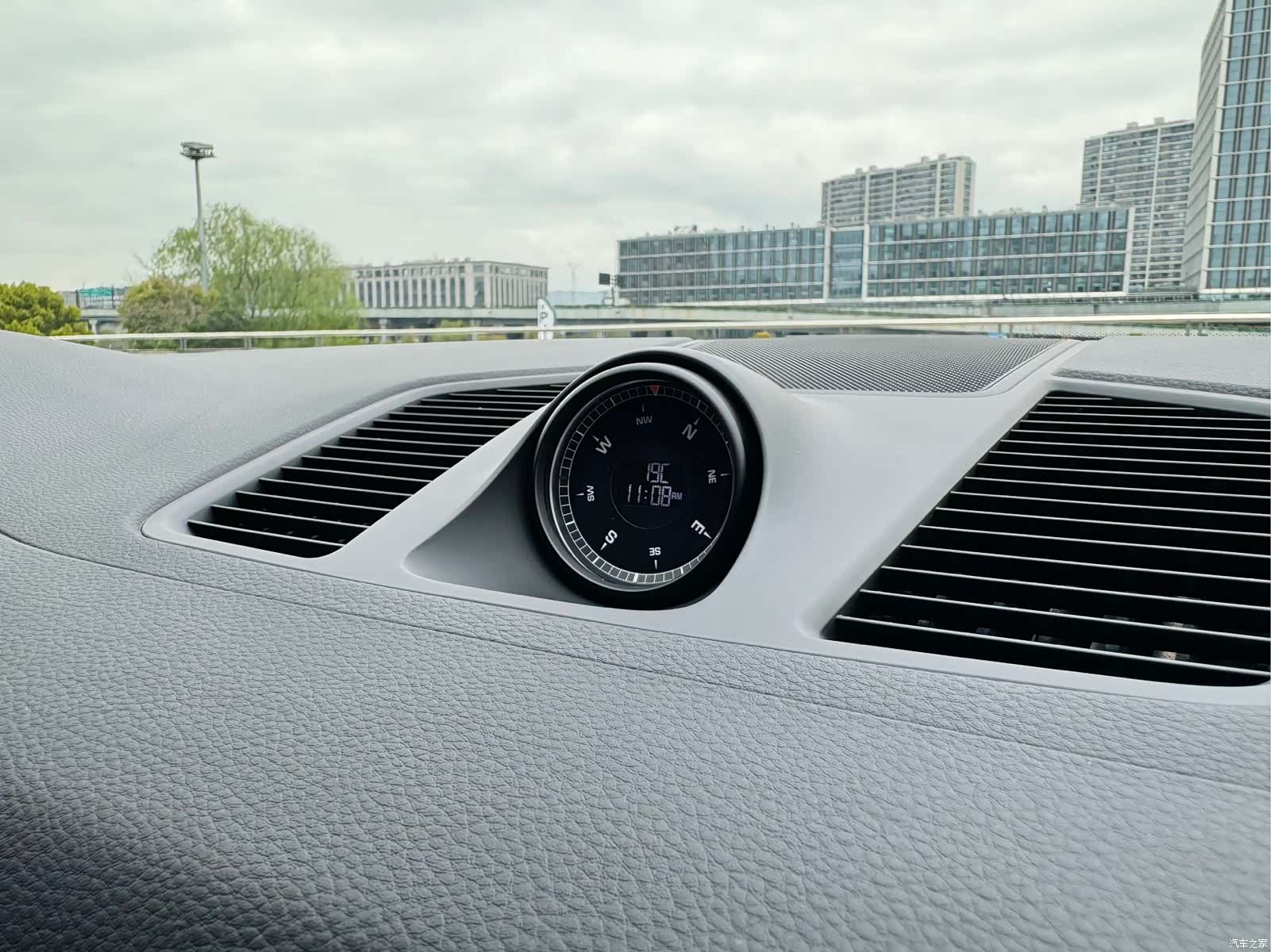 Porsche Cayenne, 2020 12