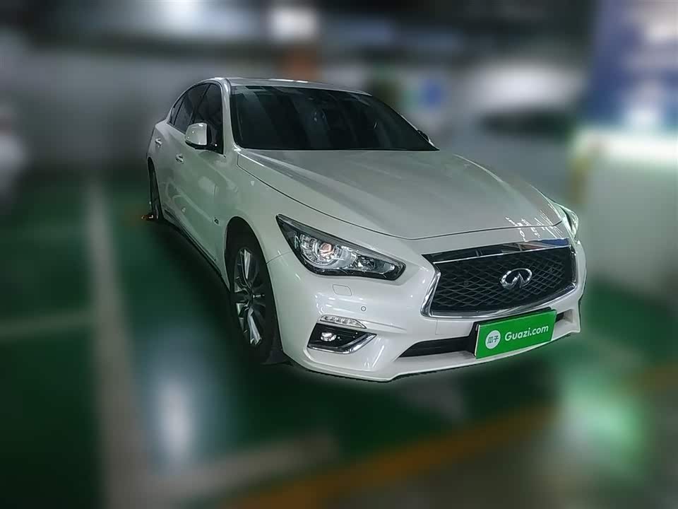 Infiniti Q50L