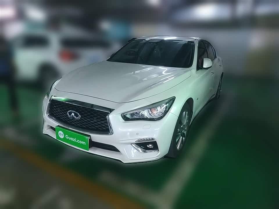 Infiniti Q50L