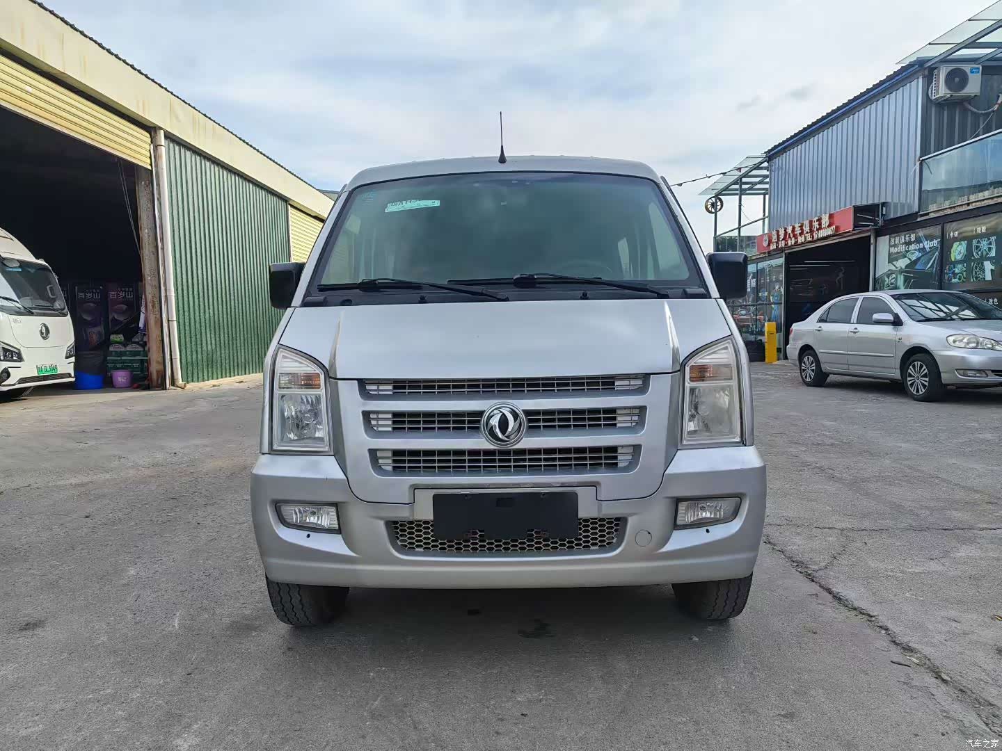 DongFeng C35, 2021 8