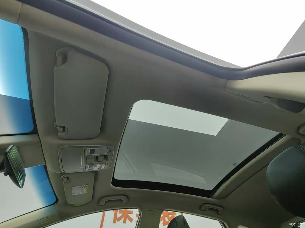 Geely Emgrand, 2018 14