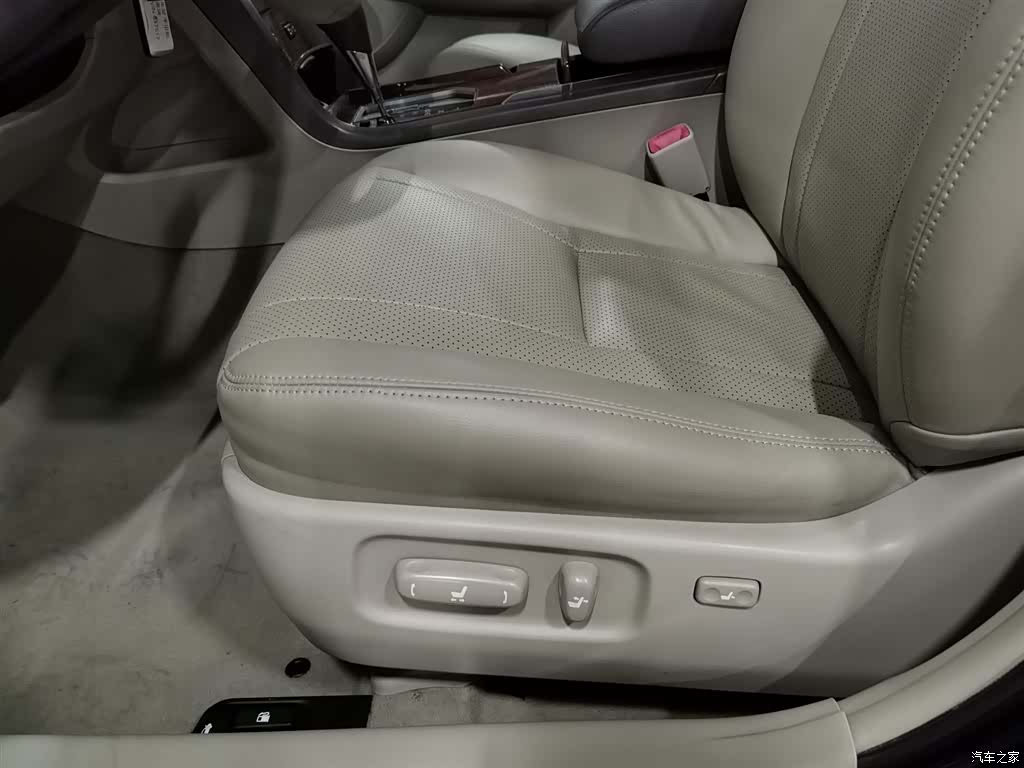 Toyota Camry, 2015 20