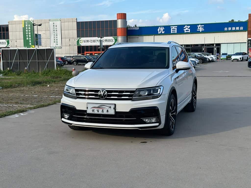 Volkswagen Tiguan L
